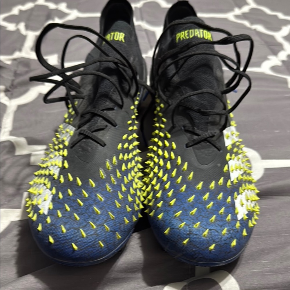 Adidas Predator Men's Black and Blue Athletic Shoes